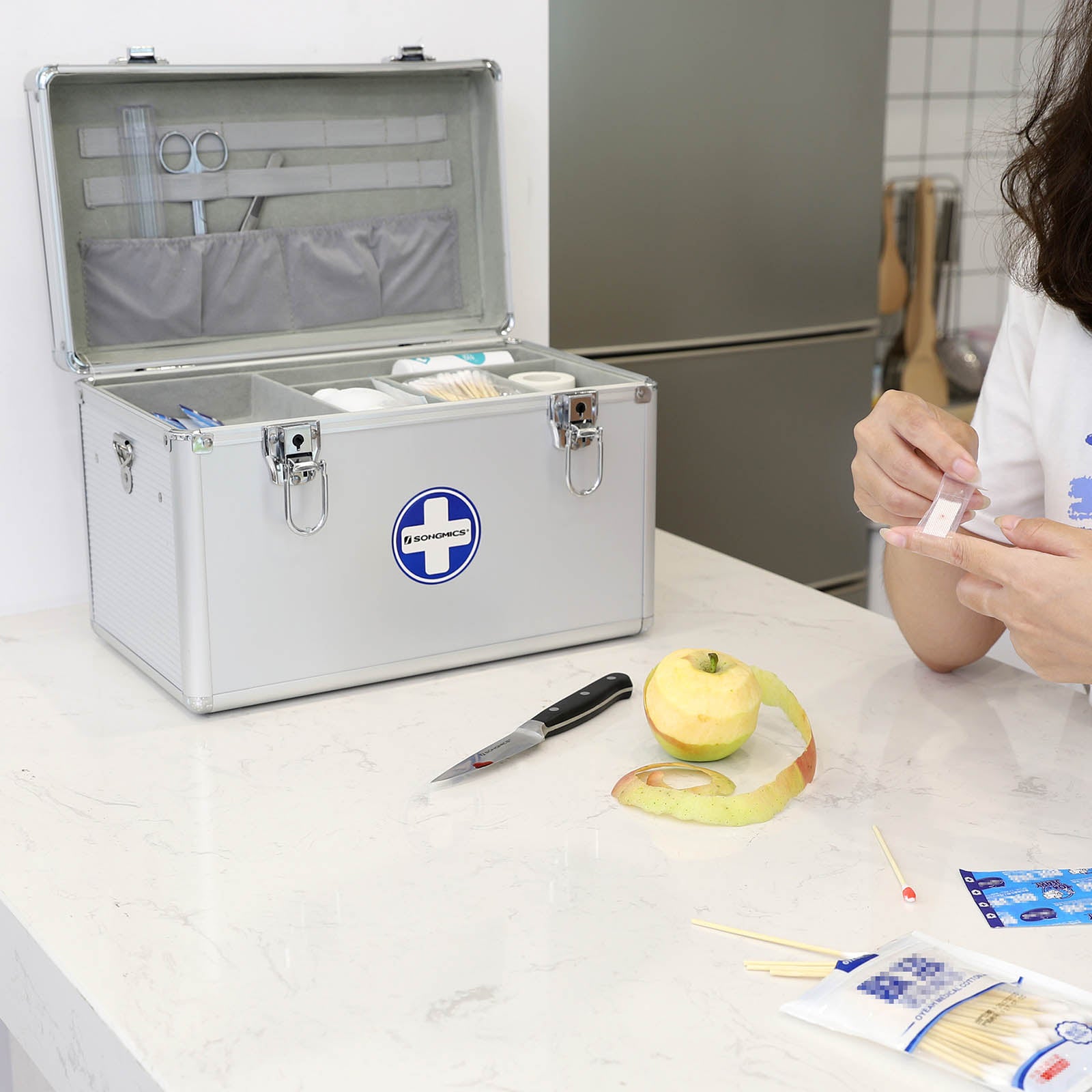 Erste-Hilfe-Koffer Medizin-Box mit Tragegriff Silbern